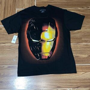 Iron Man 3 size  M T Shirt